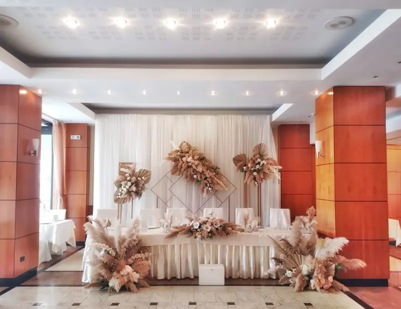 Restaurant nuntă Bistrița-Năsăud – Grand Hotel Coroana